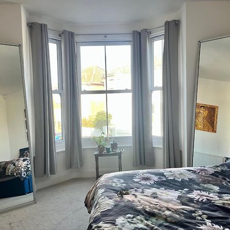 Southsea Retreat Apartment Luaran gambar