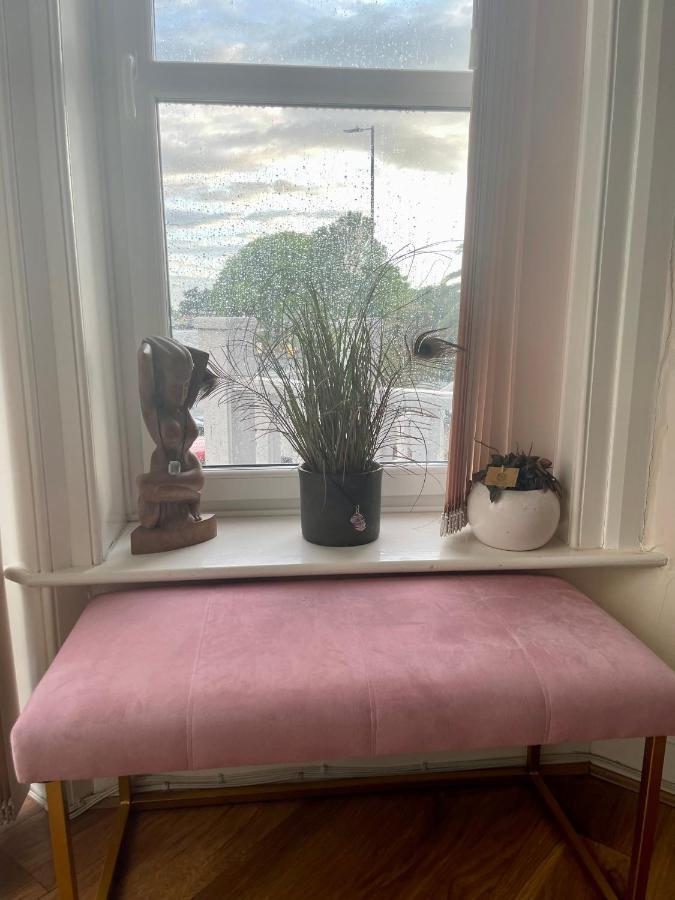 Southsea Retreat Apartment Luaran gambar