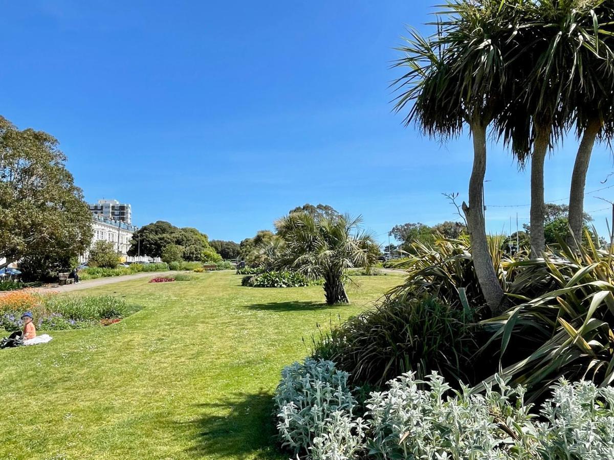 Southsea Retreat Apartment Luaran gambar