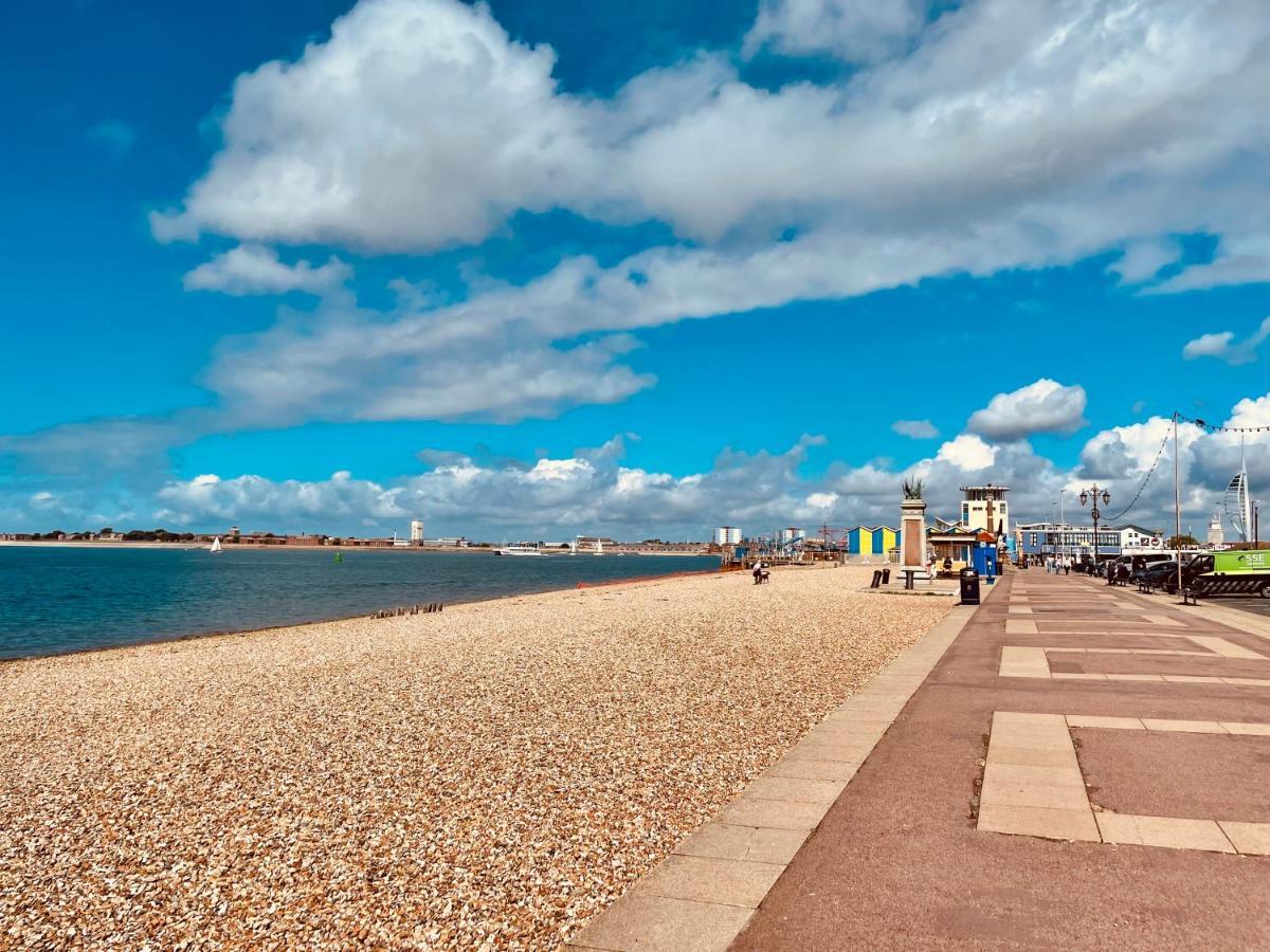 Southsea Retreat Apartment Luaran gambar