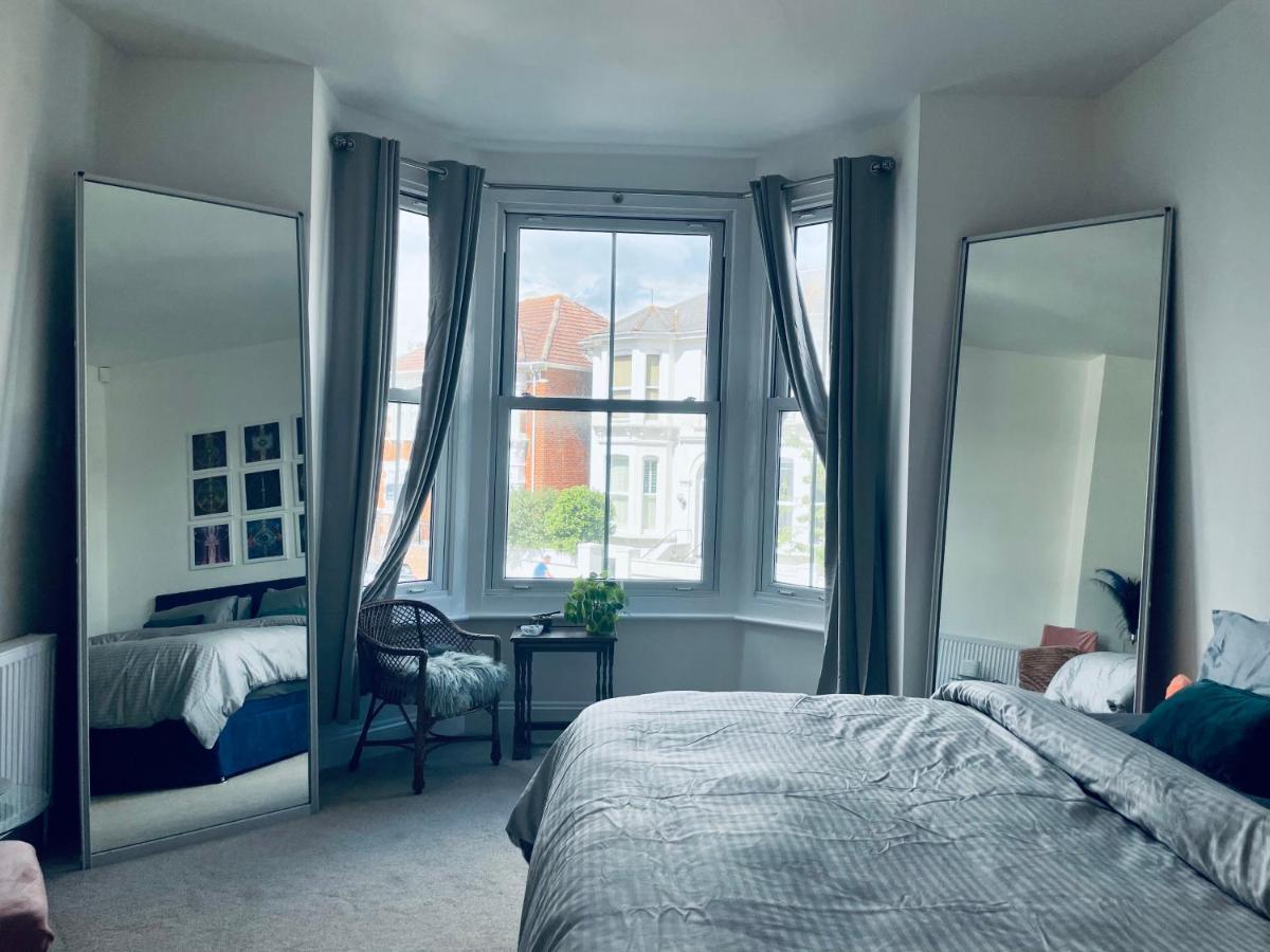 Southsea Retreat Apartment Luaran gambar